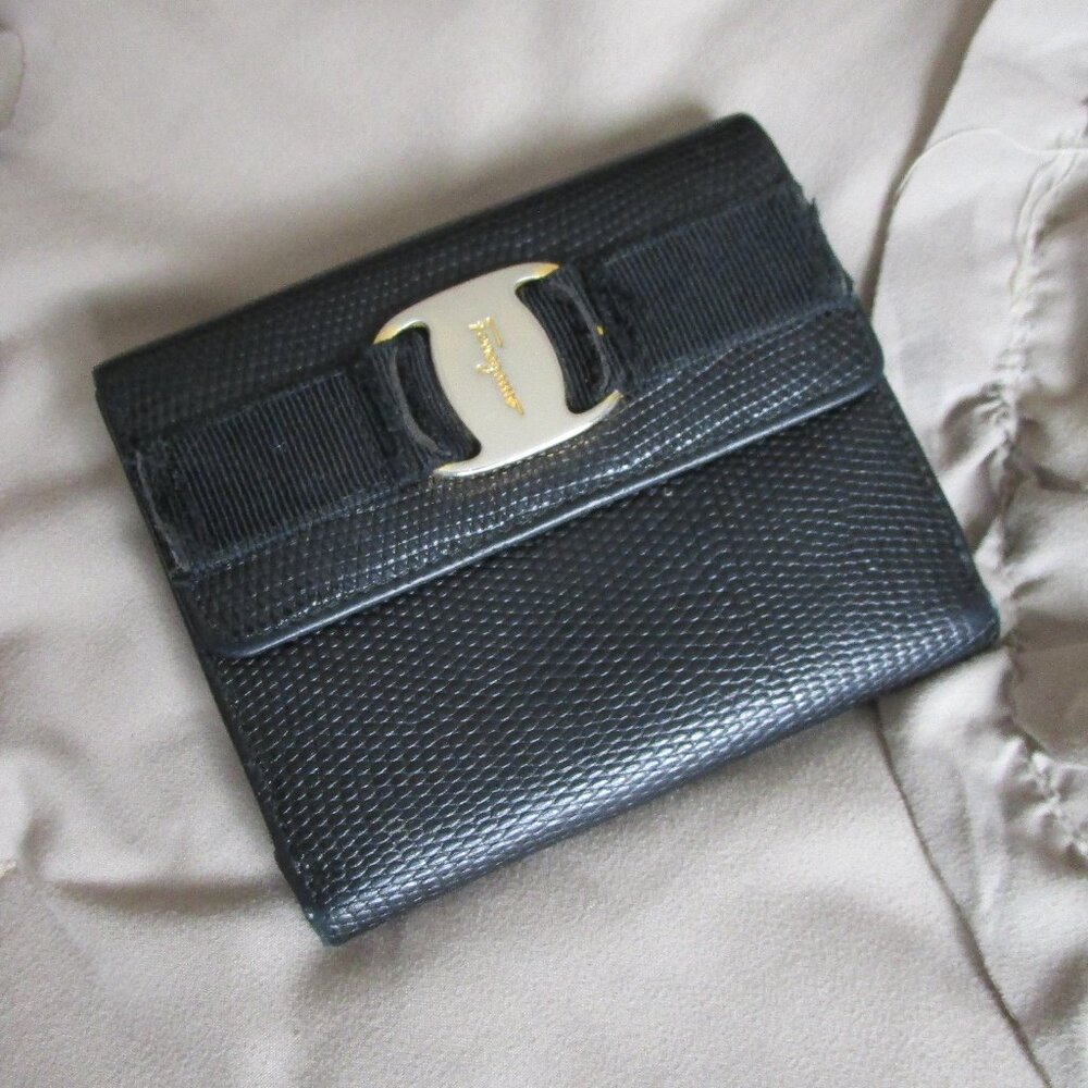 designer folding wallet